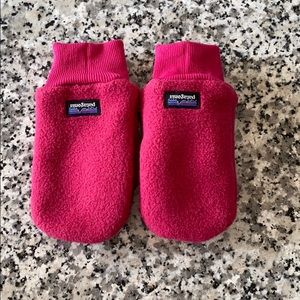 Patagonia Pita Pocket Mittens NWOT 12-24m